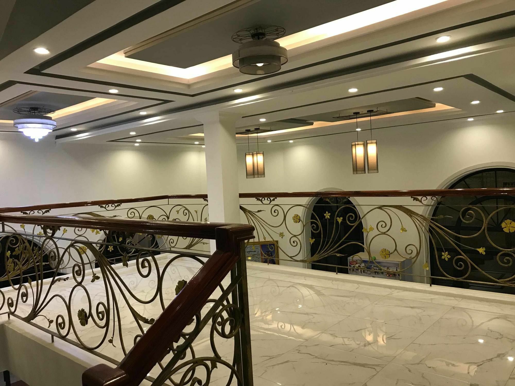 Sky Palace Boutique Hotel Battambang Eksteriør billede