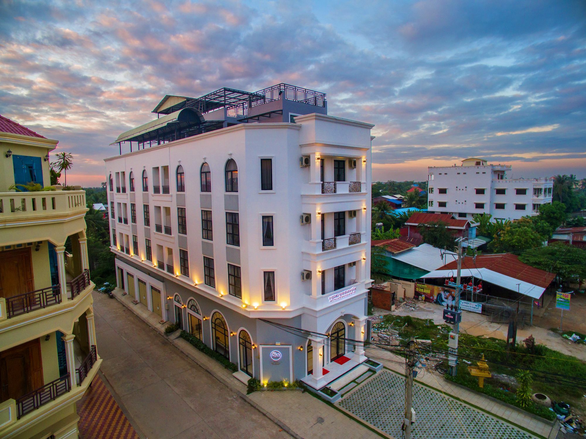 Sky Palace Boutique Hotel Battambang Eksteriør billede