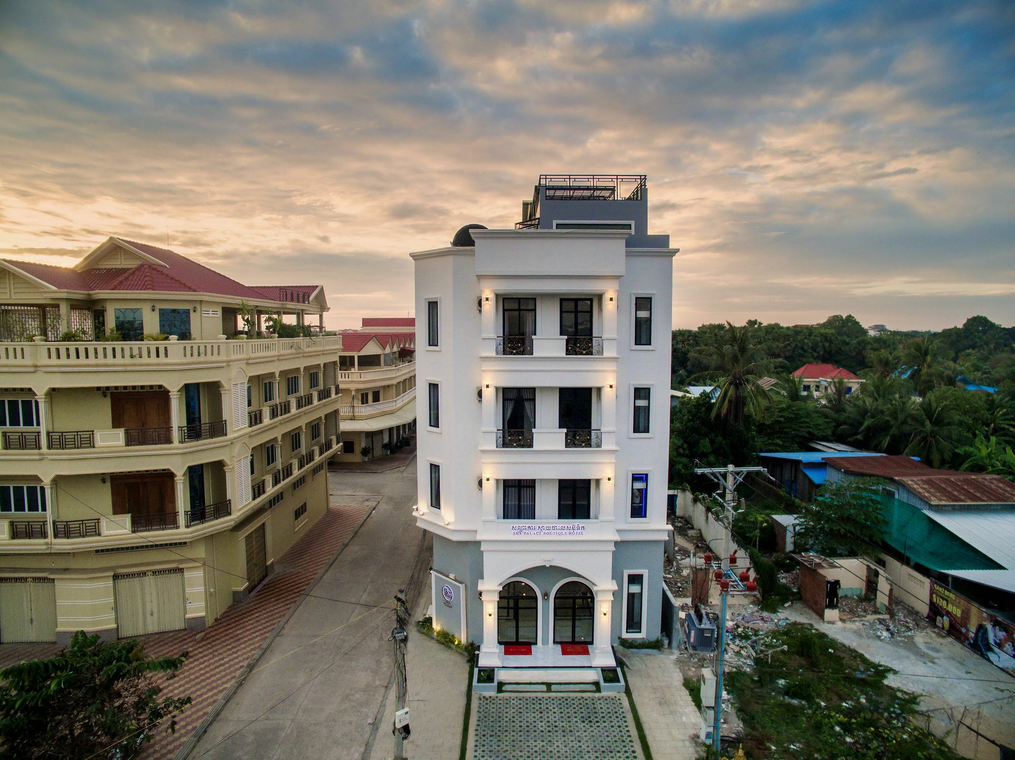 Sky Palace Boutique Hotel Battambang Eksteriør billede